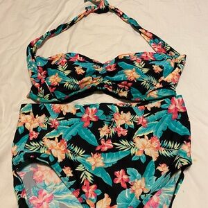 Forever 21 Plus Size 2 Piece Bathing Suit